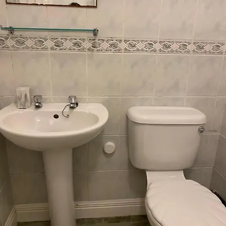 公寓 Spacious Apartment, 恩尼斯克朗